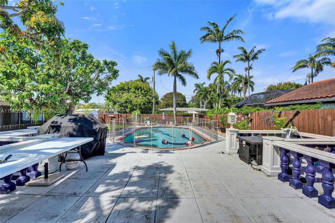 1015 S 14th Ave, Hollywood, FL 33020 Photo