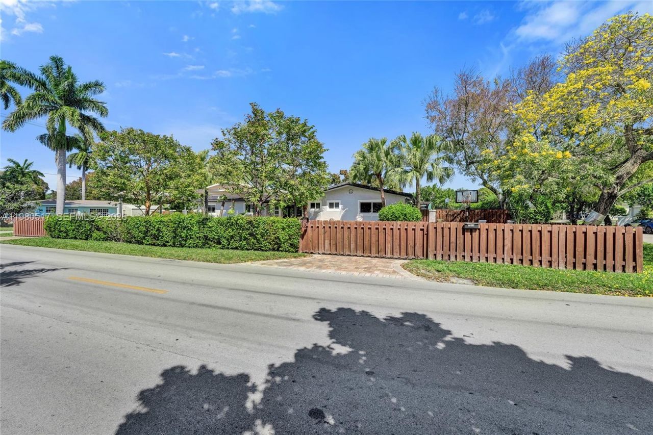 1015 S 14th Ave, Hollywood, FL 33020 Photo