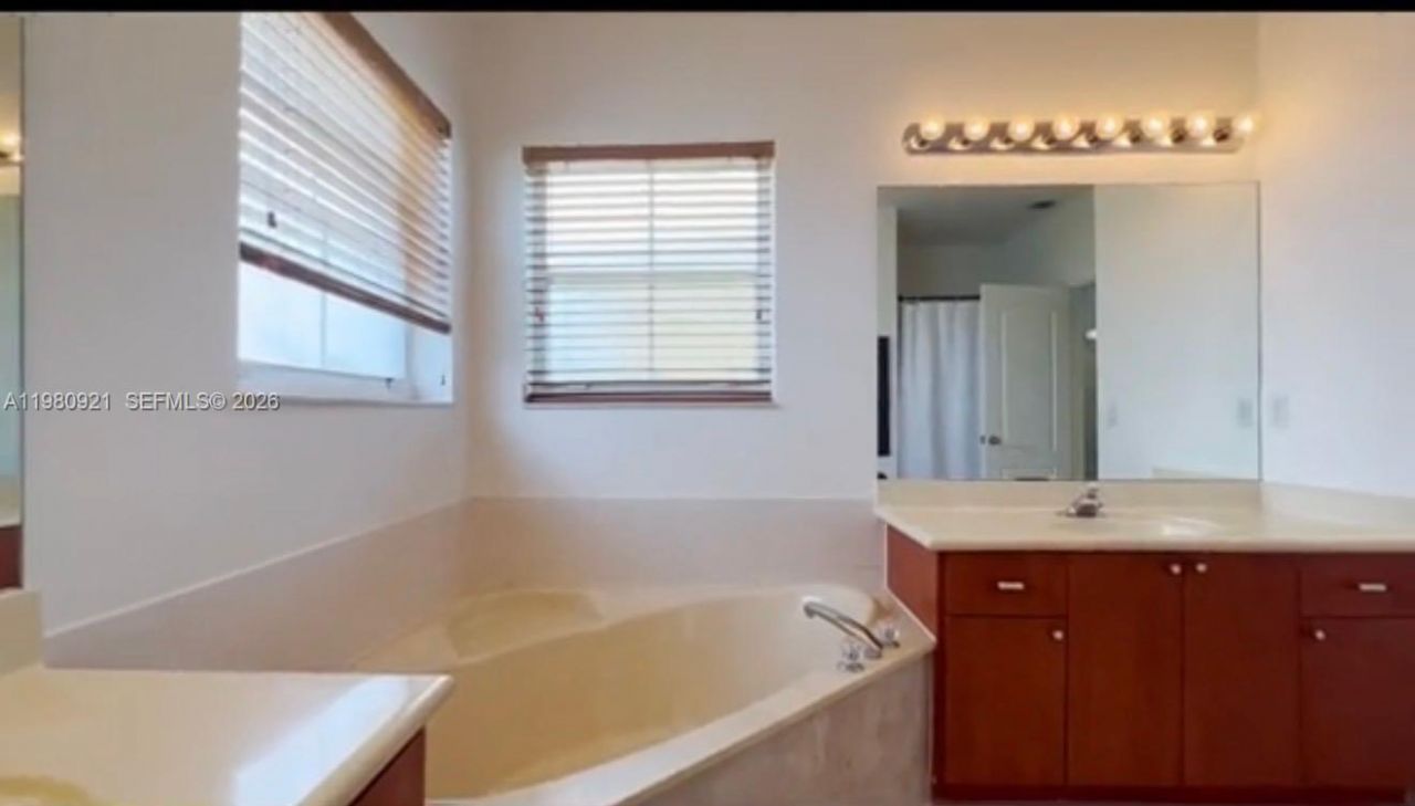 2313 SW 126th Ave, Miramar, FL 33027 Photo