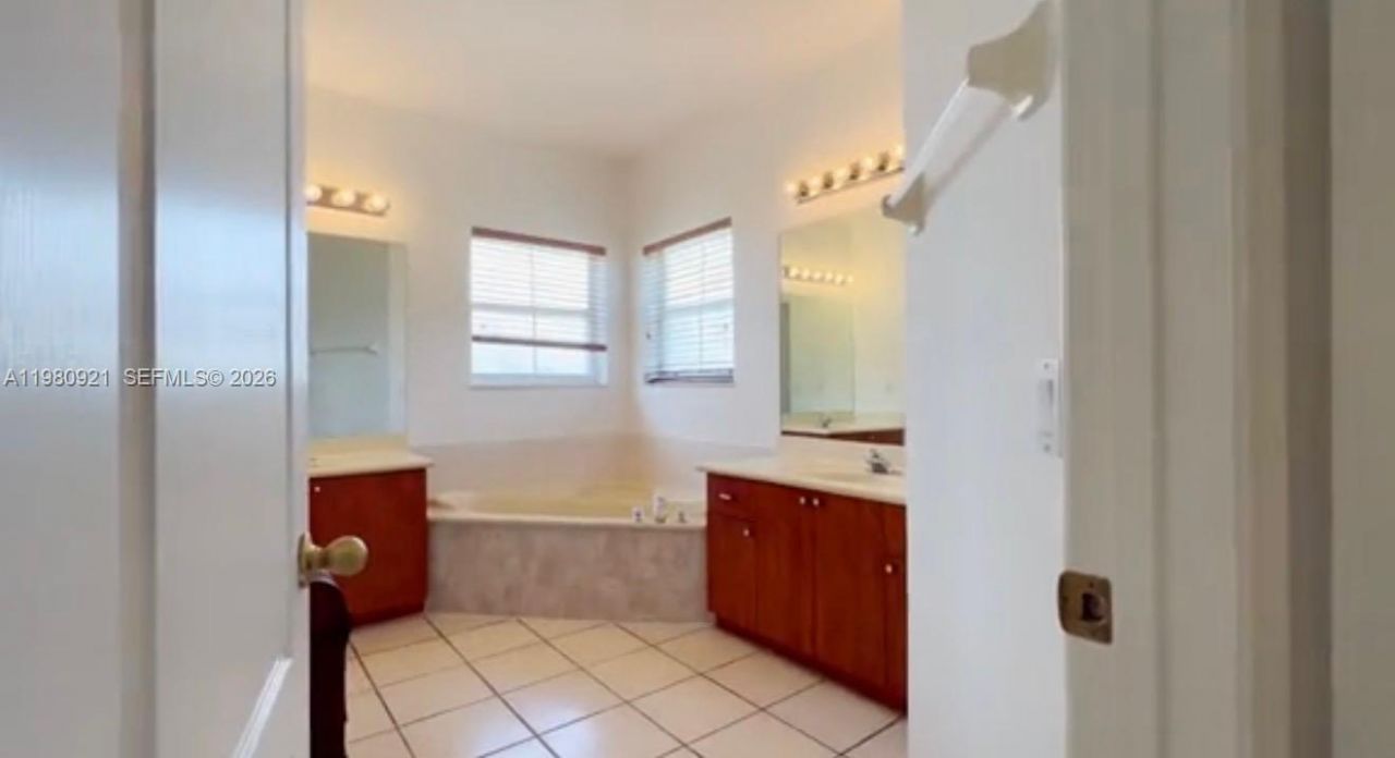 2313 SW 126th Ave, Miramar, FL 33027 Photo