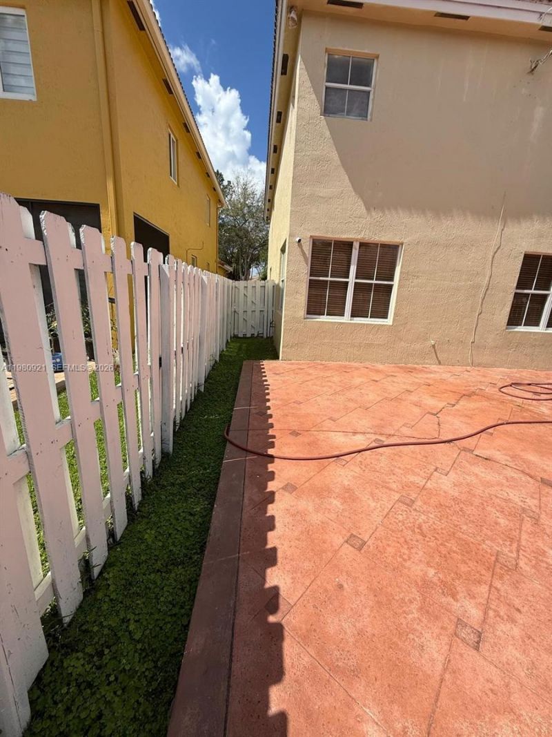 2313 SW 126th Ave, Miramar, FL 33027 Photo