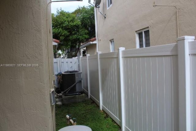 2313 SW 126th Ave, Miramar, FL 33027 Photo