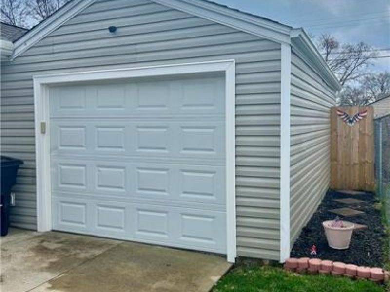 284 N American Boulevard, Vandalia, OH 45377 Photo 6