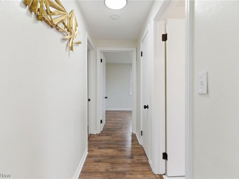 5285 Mardale Avenue, Bedford Heights, OH 44146 Photo 14