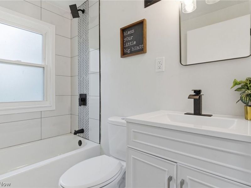 5285 Mardale Avenue, Bedford Heights, OH 44146 Photo 15