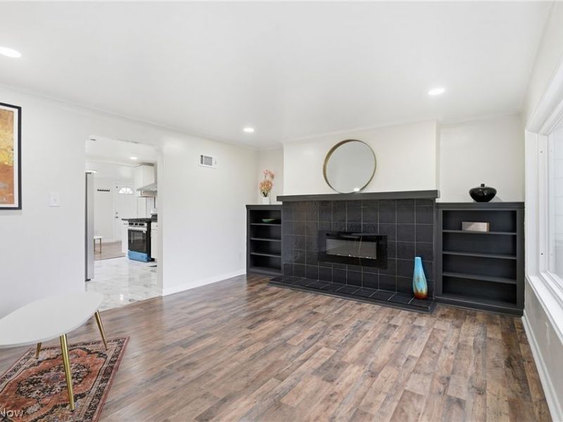 5285 Mardale Avenue, Bedford Heights, OH 44146 Photo 6