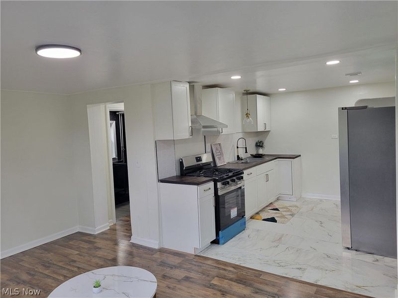 5285 Mardale Avenue, Bedford Heights, OH 44146 Photo 8