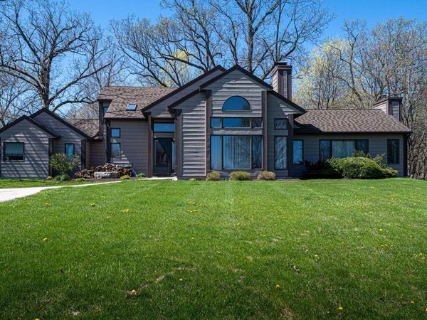 1 Vista Ridge Drive, GALENA, IL 61036