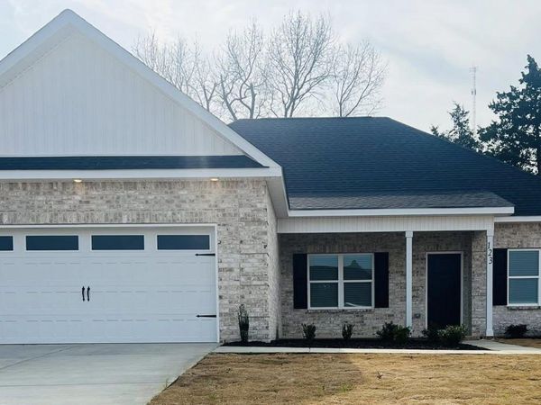 112 Early Drive, Byron, GA 31008