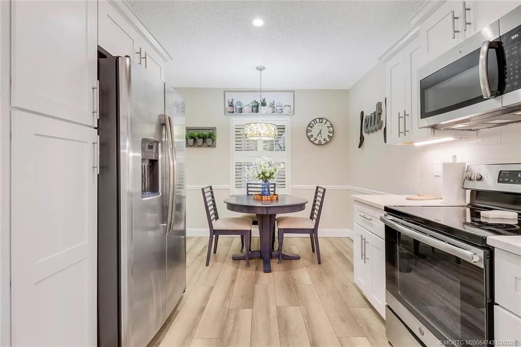 1600 SE Saint Lucie Boulevard, Unit 202, Stuart, FL 34996 Photo