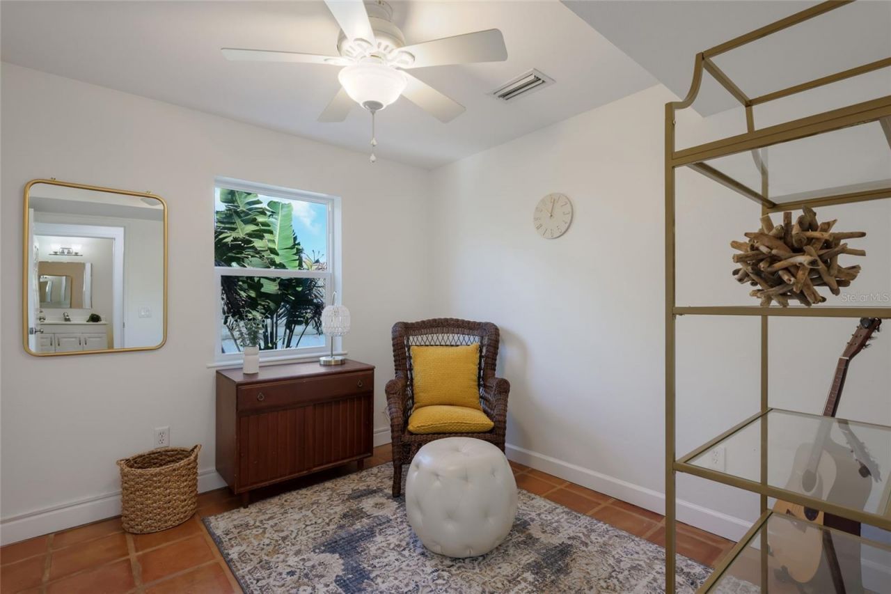 2412 Avenue B, Bradenton Beach, FL 34217 Photo