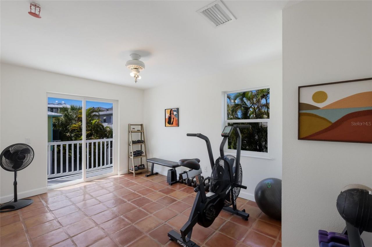 2412 Avenue B, Bradenton Beach, FL 34217 Photo