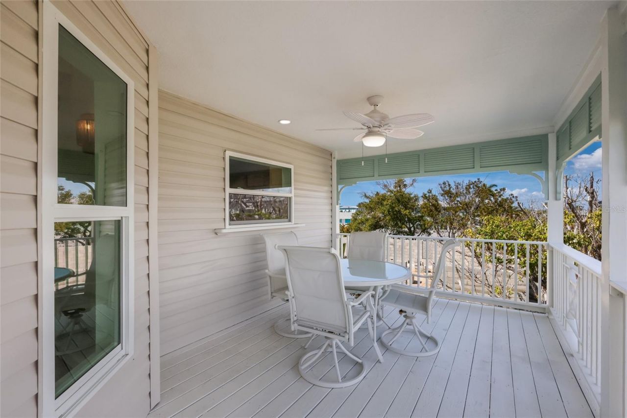 2412 Avenue B, Bradenton Beach, FL 34217 Photo