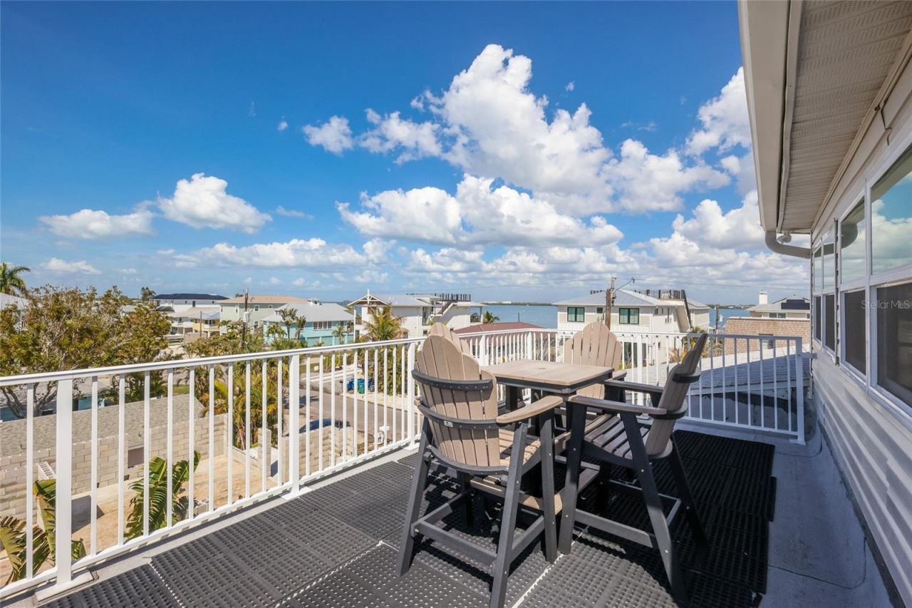 2412 Avenue B, Bradenton Beach, FL 34217 Photo