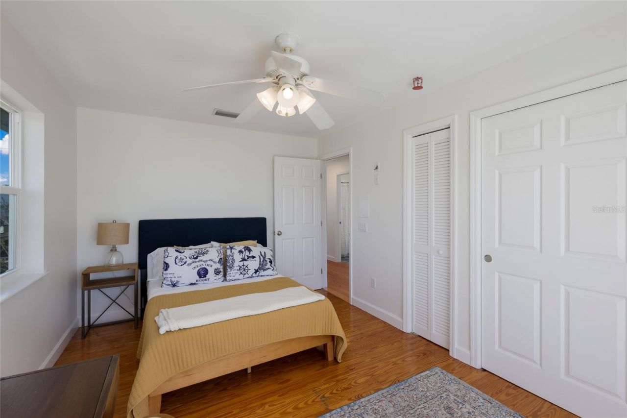 2412 Avenue B, Bradenton Beach, FL 34217 Photo