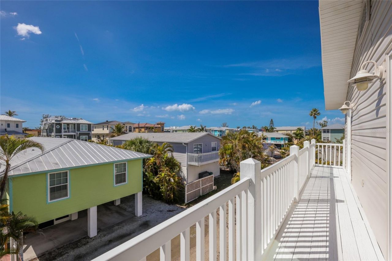 2412 Avenue B, Bradenton Beach, FL 34217 Photo