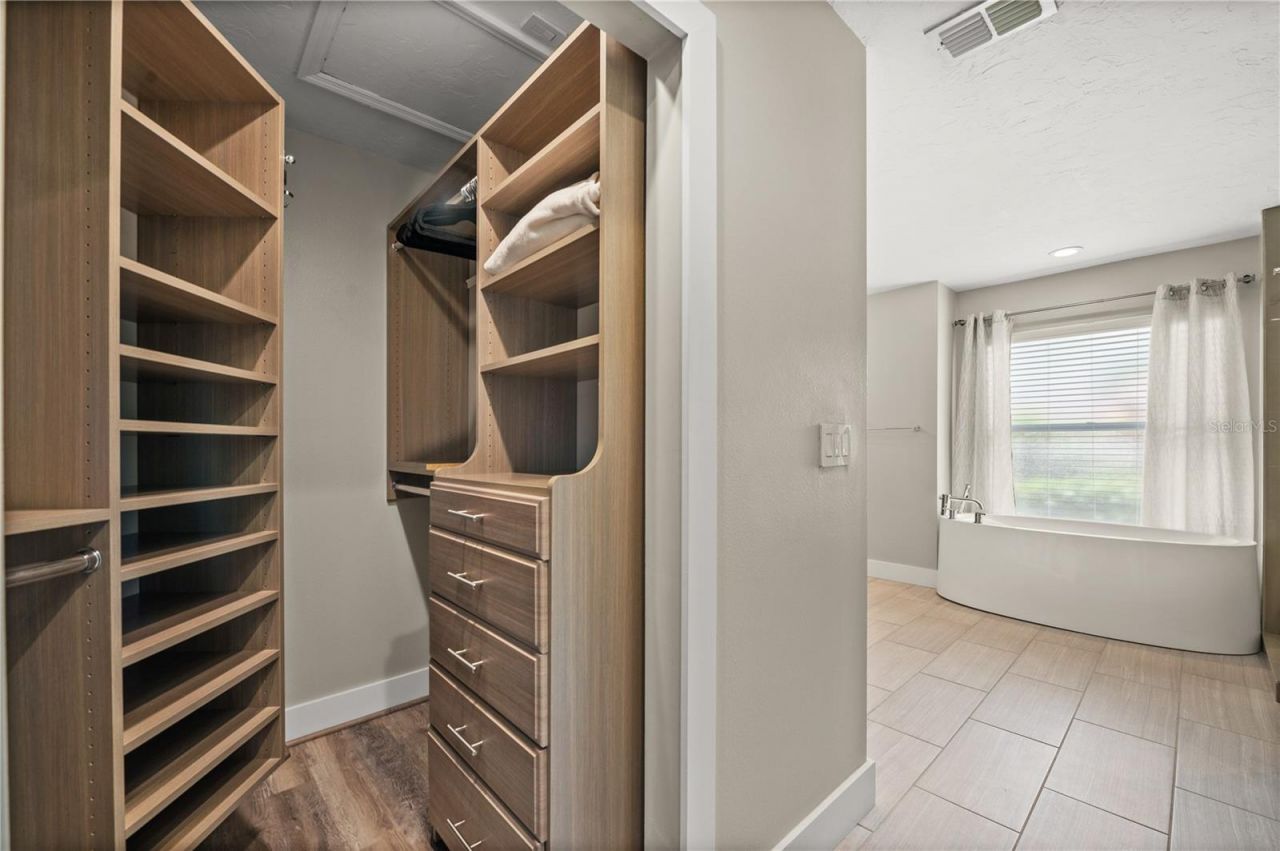 6960 Stetson Street Circle , Sarasota, FL 34243 Photo