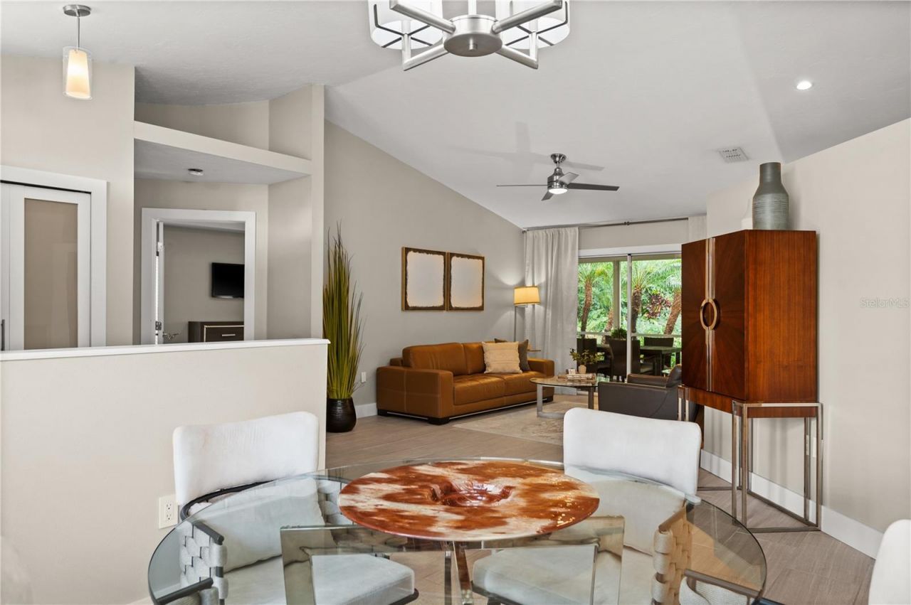 6960 Stetson Street Circle , Sarasota, FL 34243 Photo