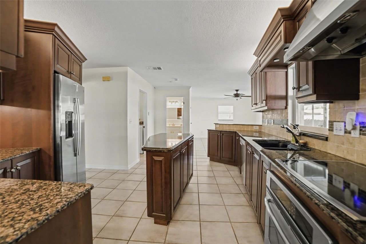 7918 Cypress Lake Drive, Sarasota, FL 34243 Photo