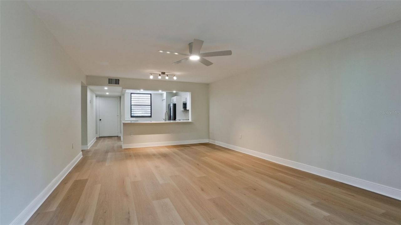 542 542 Lakeside Drive, Unit 542, Bradenton, FL 34210 Photo