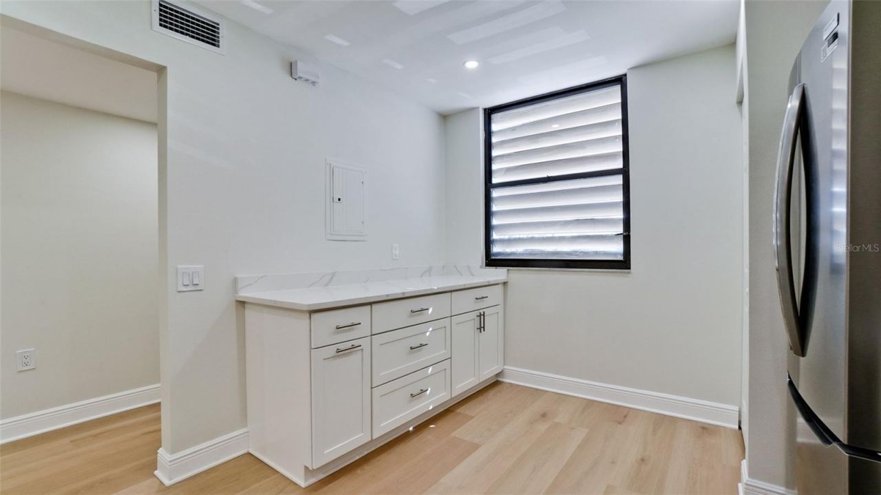 542 542 Lakeside Drive, Unit 542, Bradenton, FL 34210 Photo