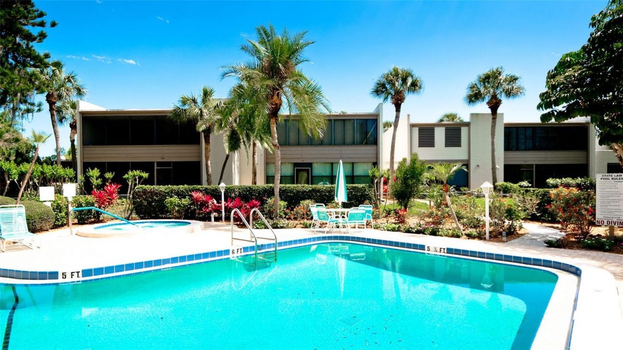 542 542 Lakeside Drive, Unit 542, Bradenton, FL 34210 Photo