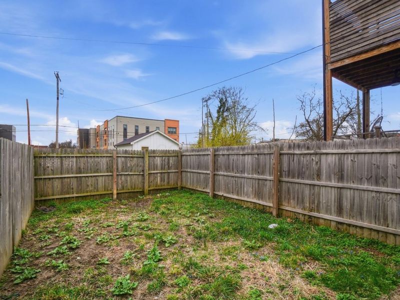 1555-1557 E Rich Street, Columbus, OH 43205 Photo 13