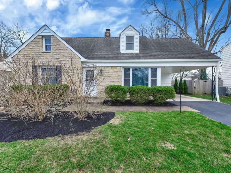 2375 Swansea Road, Columbus, OH 43221 Photo 1