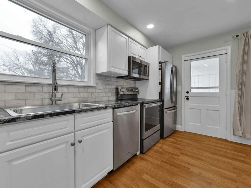 2375 Swansea Road, Columbus, OH 43221 Photo 10