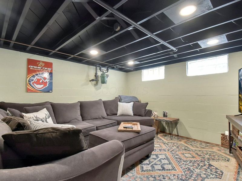 2375 Swansea Road, Columbus, OH 43221 Photo 21