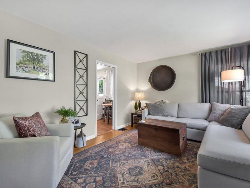 2375 Swansea Road, Columbus, OH 43221 Photo 5