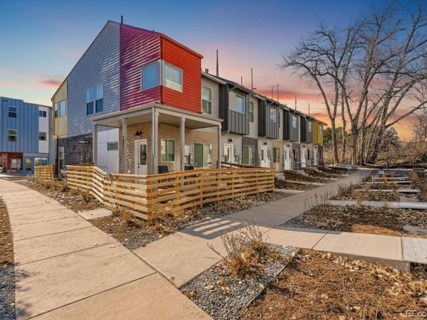 15313 W 69 Avenue, Arvada, CO 80007