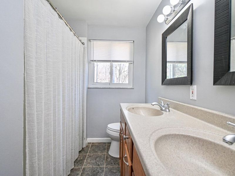 3866 Springoak Drive, Green Township, OH 45248 Photo 13