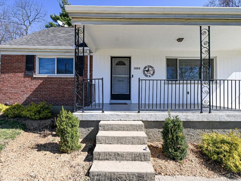 3866 Springoak Drive, Green Township, OH 45248 Photo 2