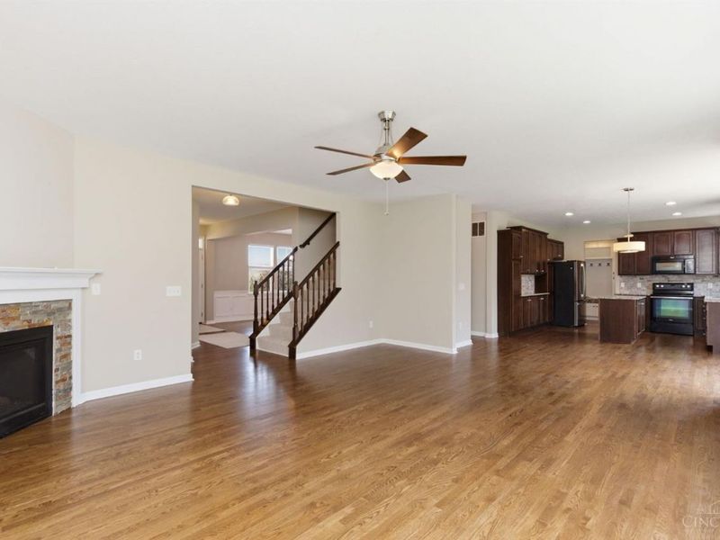 1253 Autumnview Drive, Batavia Twp, OH 45103 Photo 10