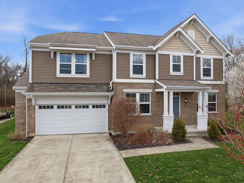 1253 Autumnview Drive, Batavia Twp, OH 45103 Photo 2