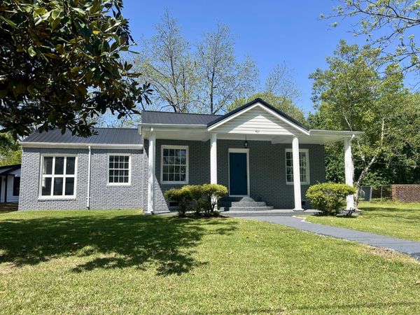 405 S Eshman Ave, West Point, MS 39773