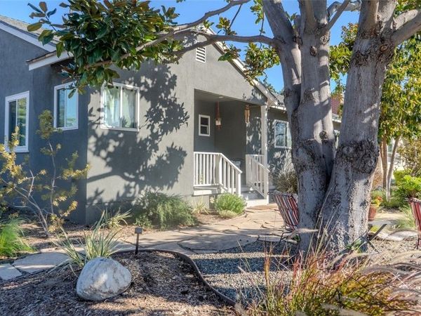 2539 Santiago, Santa Ana, CA 92706