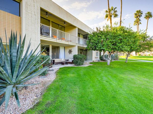 449 Desert Lakes Drive, Palm Springs, CA 92264