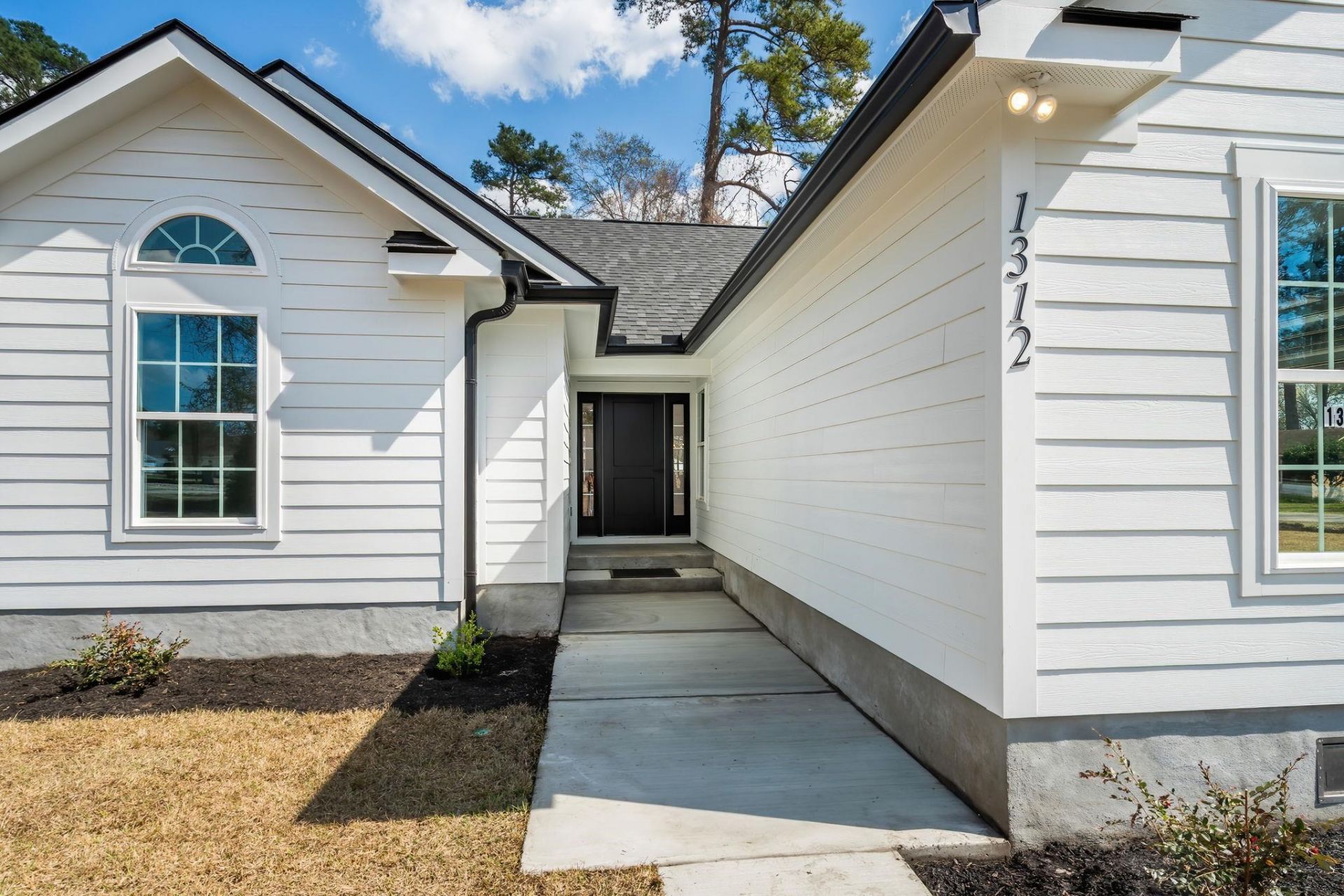 1312 Lakeside Dr. Photo 11
