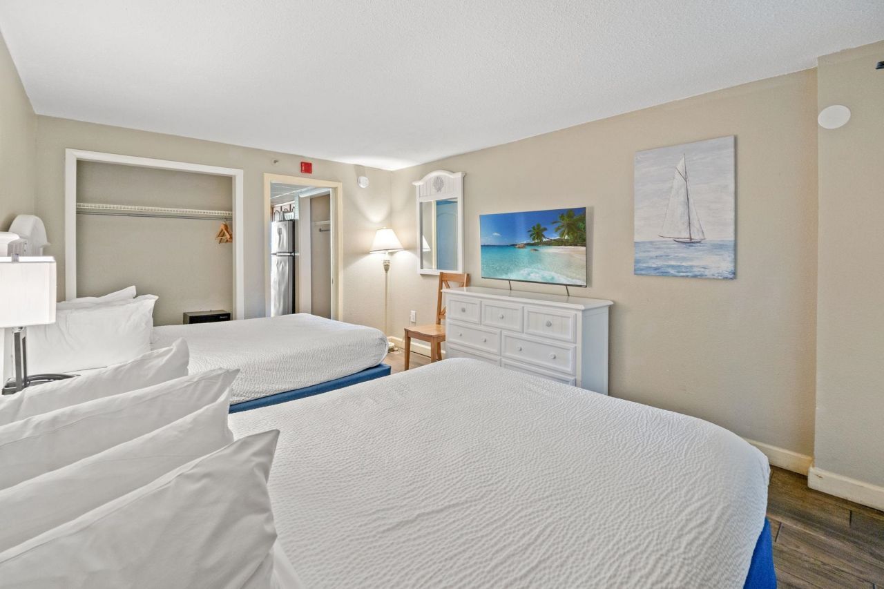 6804 N Ocean Blvd. N Photo 12