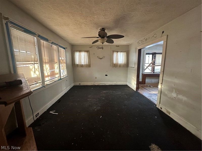 191 Colony Crescent, Akron, OH 44305 Photo 2