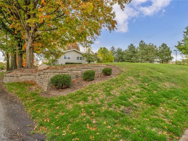 21818 Royalton Road, Strongsville, OH 44149 Photo 12