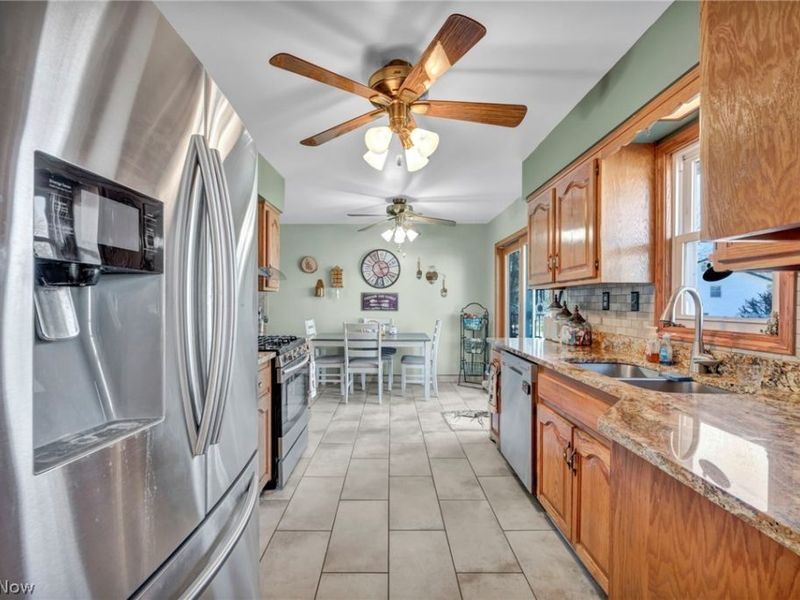 21818 Royalton Road, Strongsville, OH 44149 Photo 17