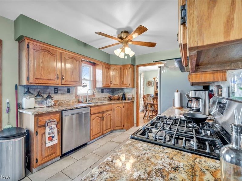 21818 Royalton Road, Strongsville, OH 44149 Photo 19