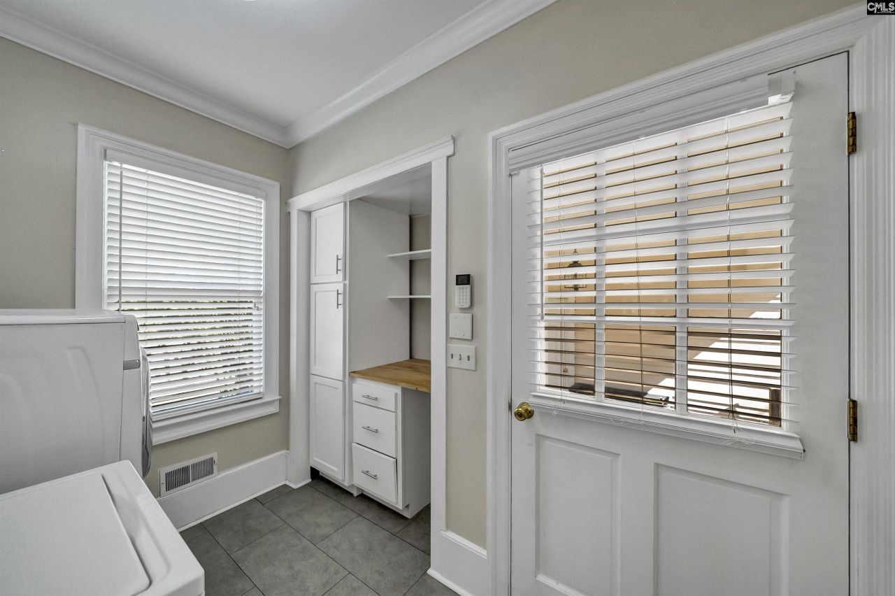 58 Mallet Hill Court  Photo 24