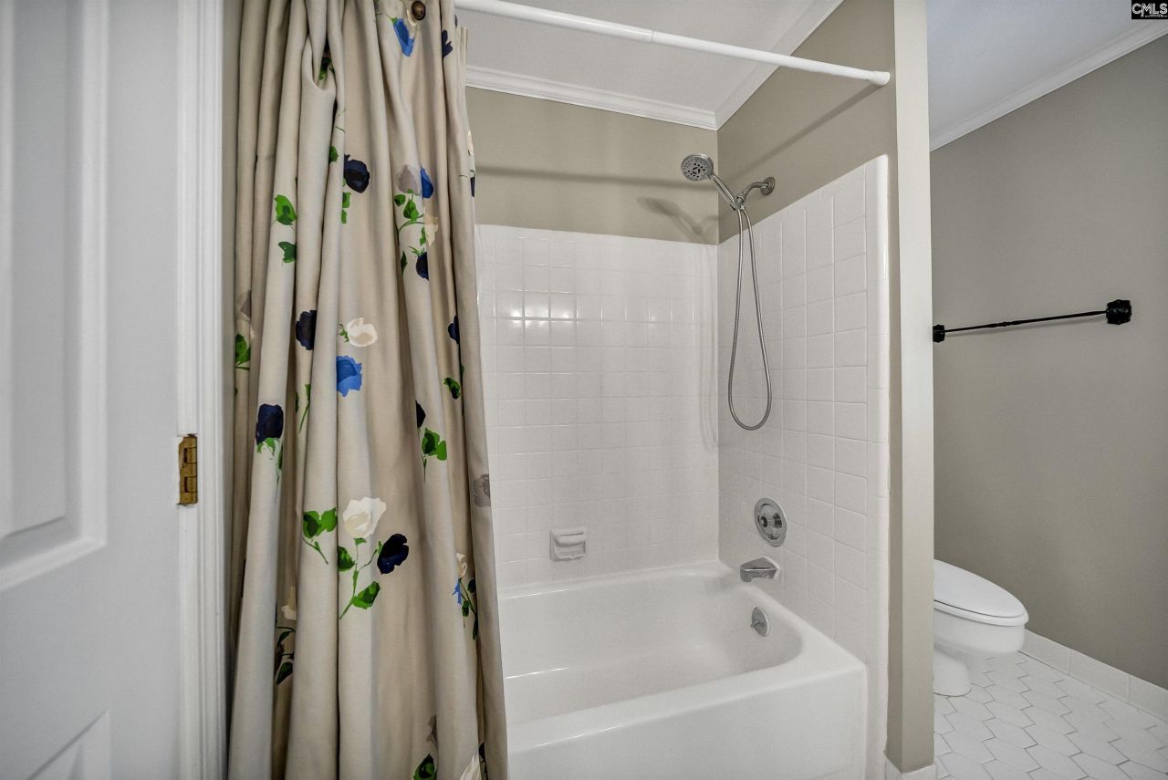 58 Mallet Hill Court  Photo 36