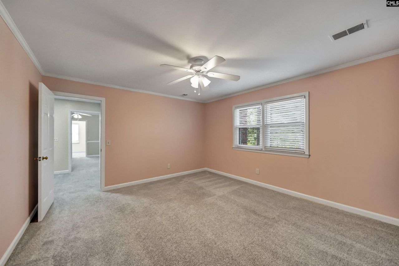 58 Mallet Hill Court  Photo 37