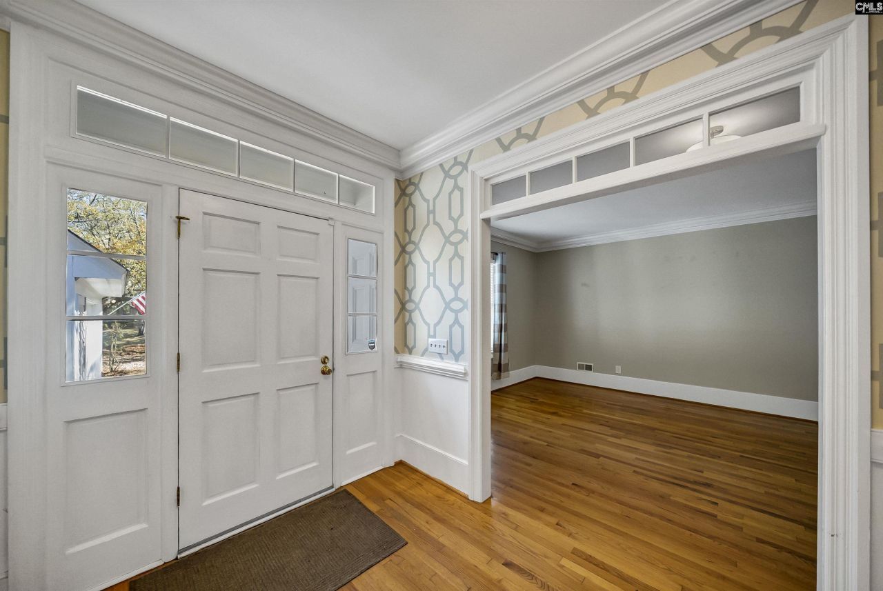 58 Mallet Hill Court  Photo 6