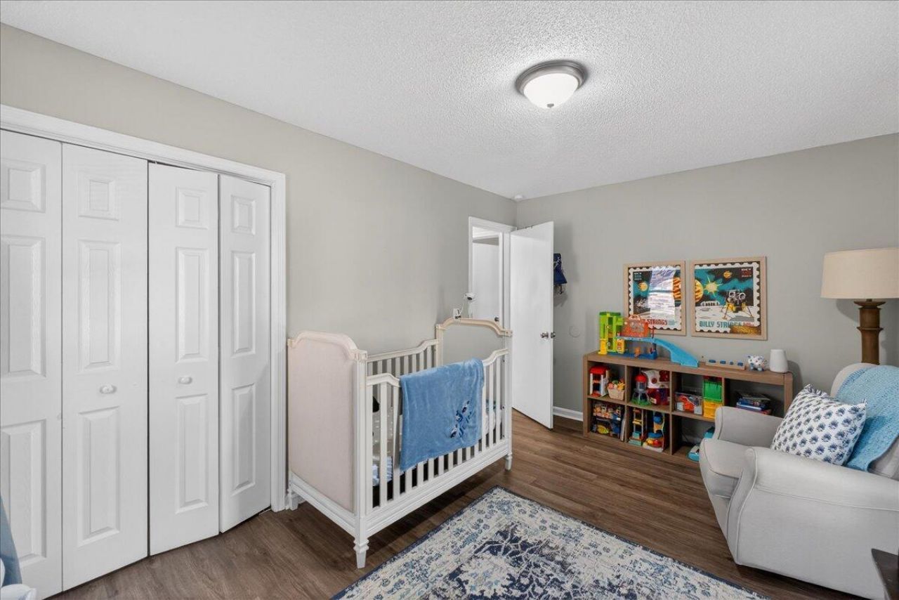 1 Cyprus Court Photo 23